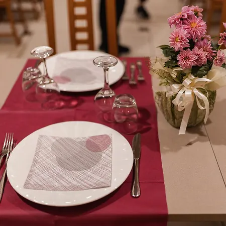 Ξενοδοχείο La Ninfea 3*