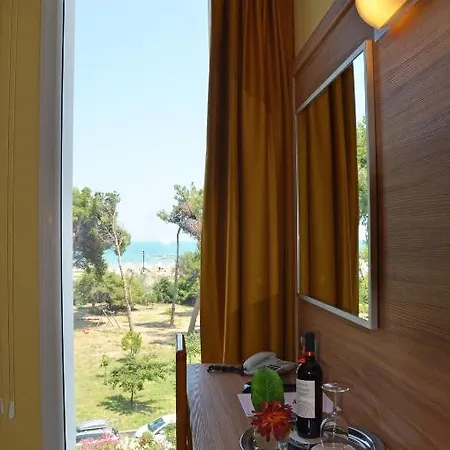 Hotel La Ninfea Montesilvano Marina
