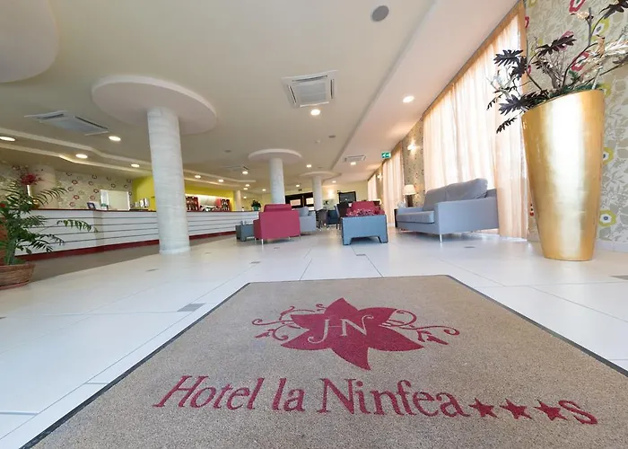 La Ninfea 3*